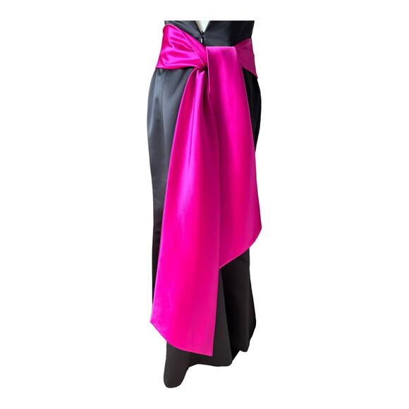 Bill Levkoff Formal Strapless Trumpet Black with Purple sash satin size 2 - Picture 13 of 13